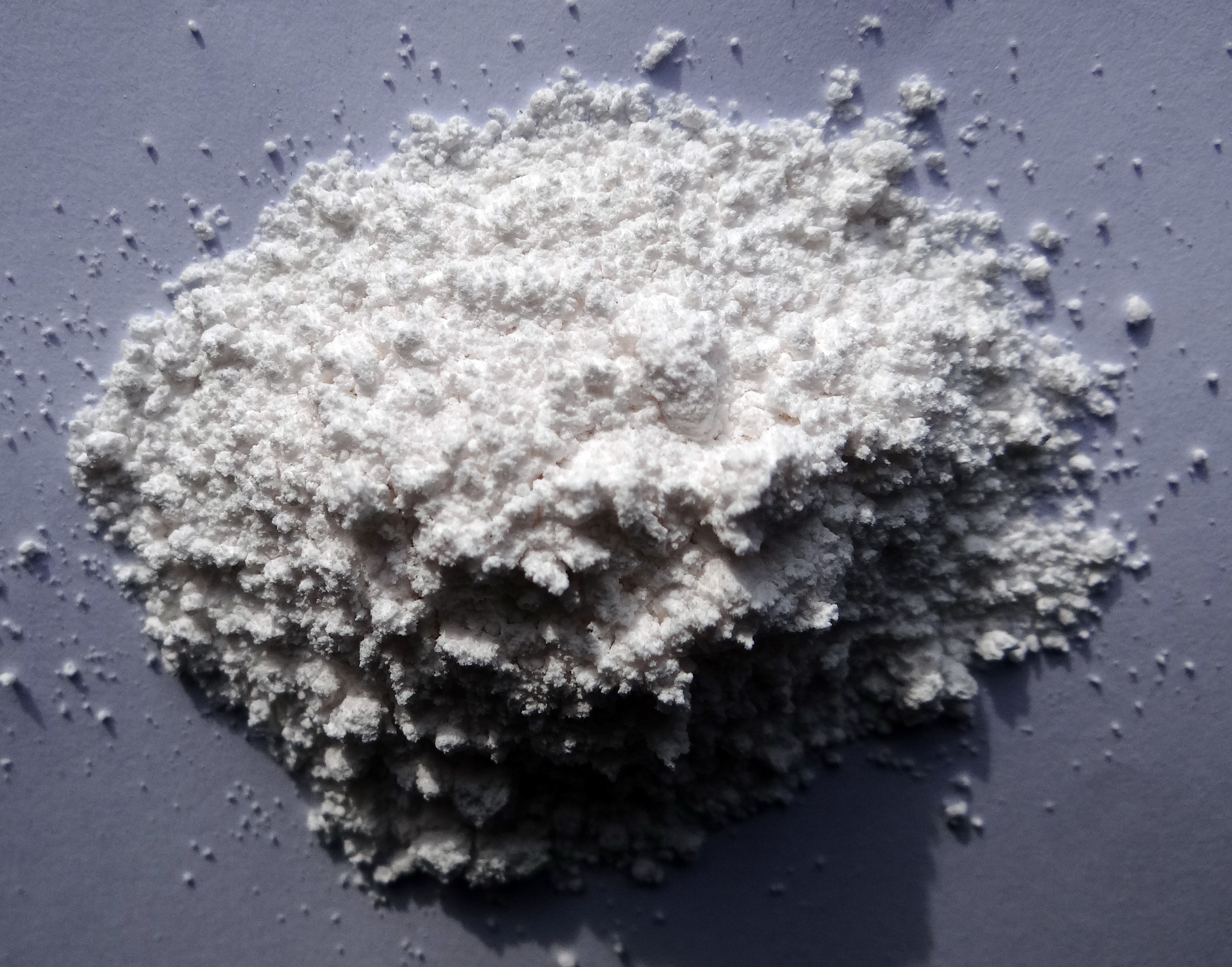 calcium nitrate powder